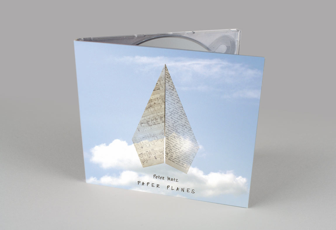 Peter Matz: Gestaltung des Digipak 'Paper Planes' für den Singer-Songwriter © SINNBILD Design